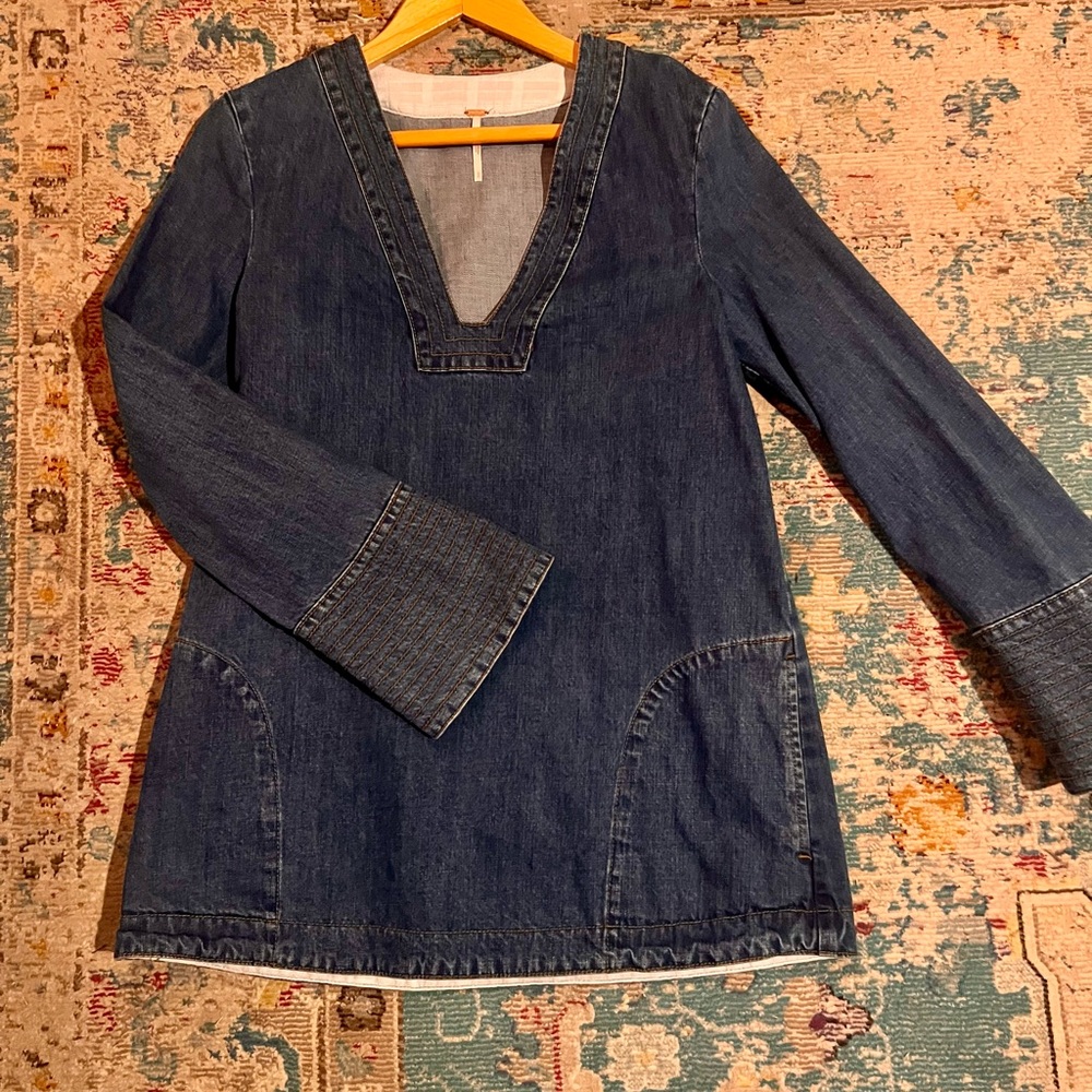 Free People Denim Bell Sleeve V-Neck Tunic Top - Picture 6 of 10